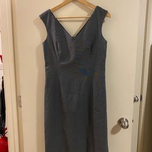 SIZE 6 ~ BRAND: BCBG ~ grey office dress ~  v-neck